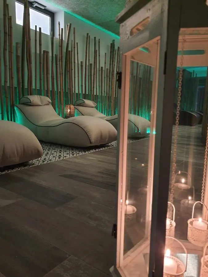 Hotel Smeraldo Lazise 3*,